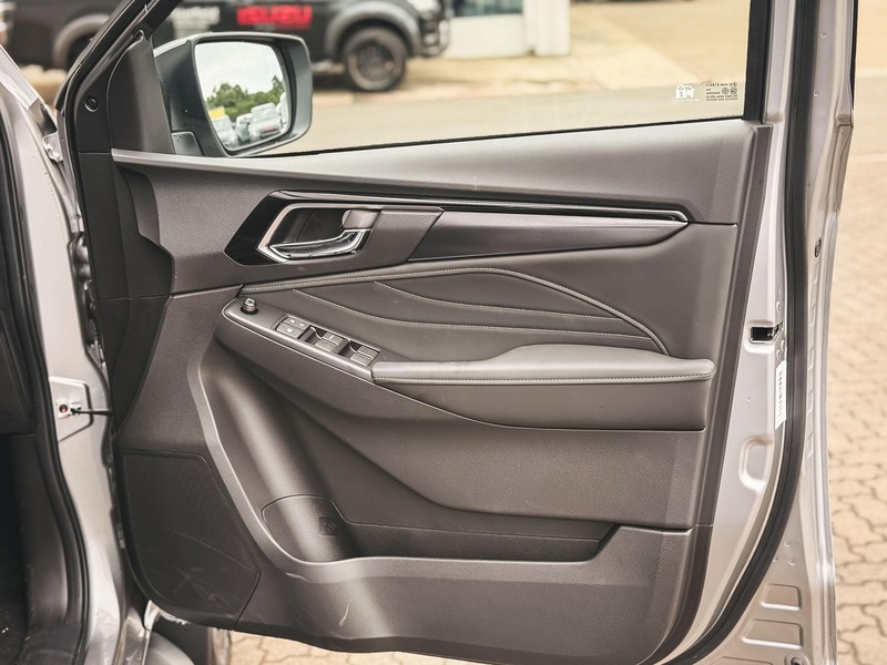 Isuzu MU-X - Isuzu Richards Bay - Image 21