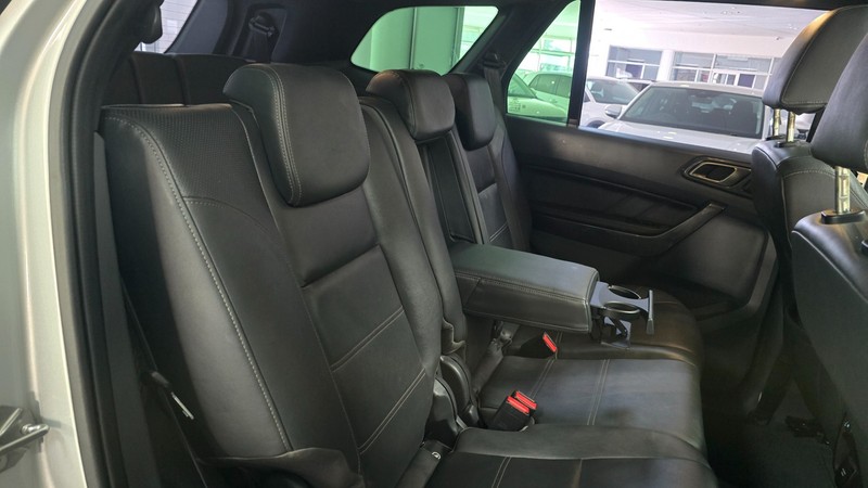 Ford Everest - Hatfield VW Northcliff - Image 24