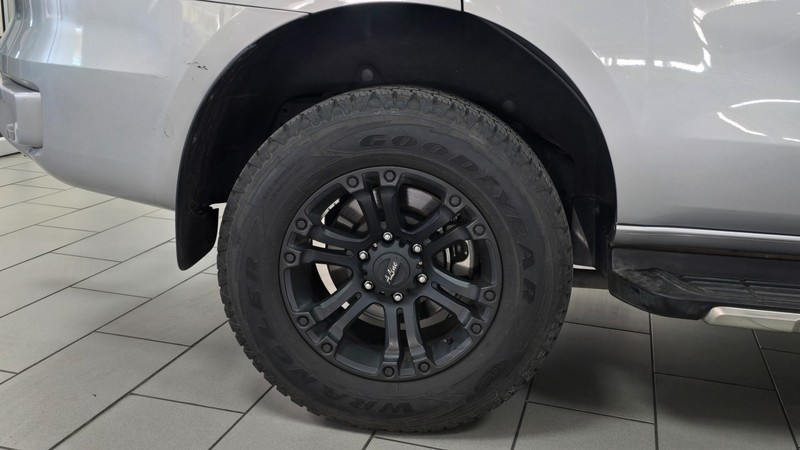Ford Everest - Hatfield VW Northcliff - Image 6