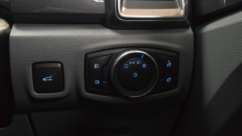 Ford Everest - Hatfield VW Northcliff - Image 18