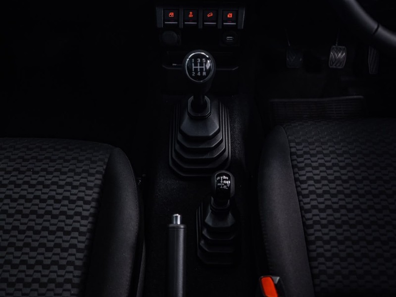 Suzuki Jimny - Suzuki Sandton - Image 11
