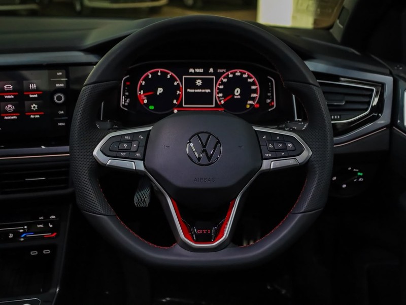 Volkswagen Polo - Hatfield VW Bryanston - Image 14