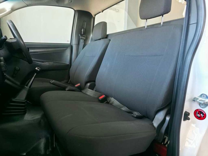 Isuzu D-Max - Auto Investments Rustenburg - Image 8