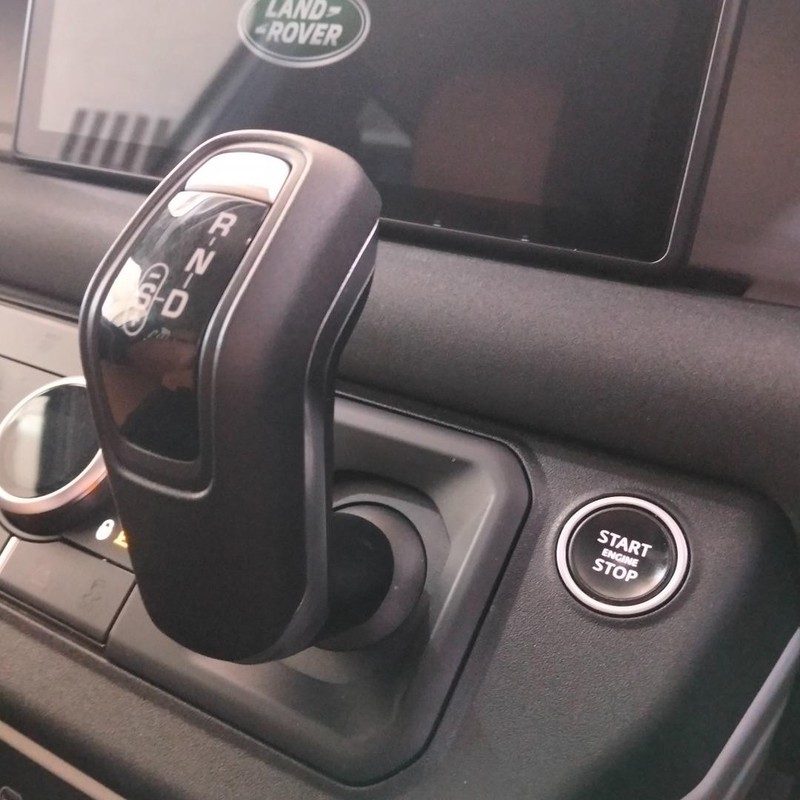 Land Rover Defender - Honda Vaal - Image 18