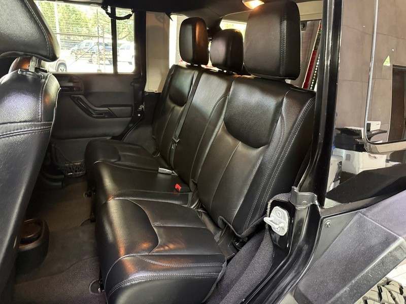 Jeep Wrangler - Stargate Auto - Image 11