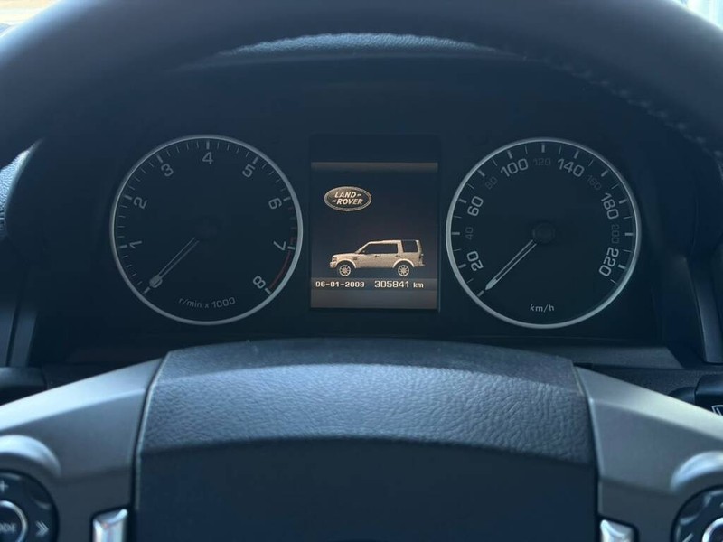 Land Rover Discovery - Authentique Autos - Image 13