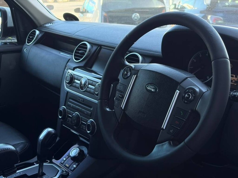 Land Rover Discovery - Authentique Autos - Image 12