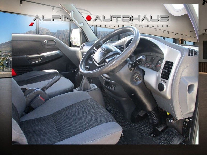 Kia K 2700 - Alpine Autohaus - Image 18