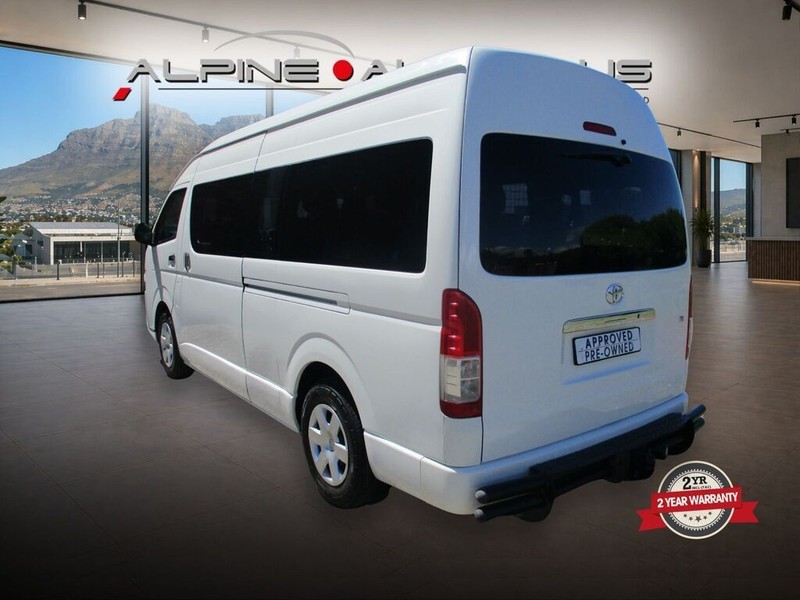 Toyota Quantum - Alpine Autohaus - Image 17