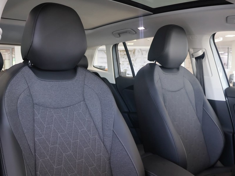 Volkswagen Tiguan - Hatfield VW Melrose Arch - Image 17
