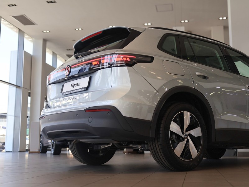 Volkswagen Tiguan - Hatfield VW Melrose Arch - Image 25
