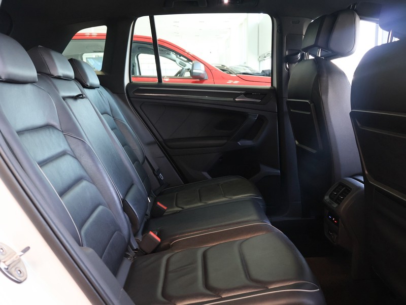 Volkswagen Tiguan - Hatfield VW Melrose Arch - Image 11