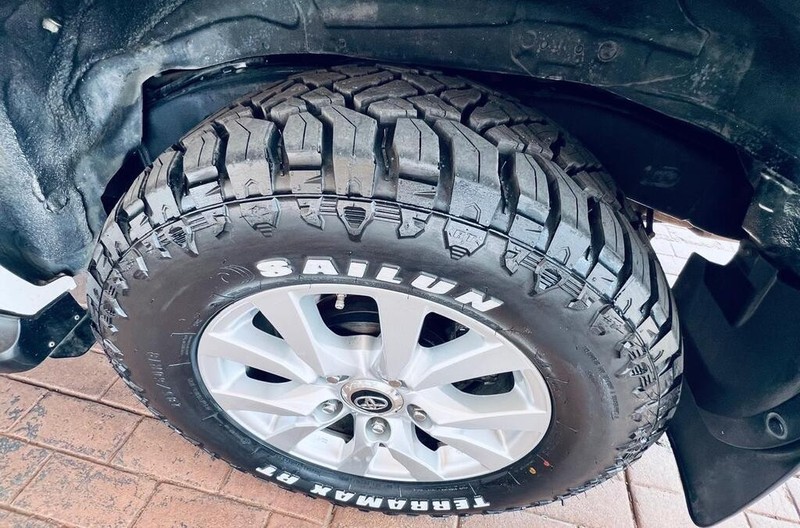 Toyota Land Cruiser - Auto Investments Waterkloof - Image 10