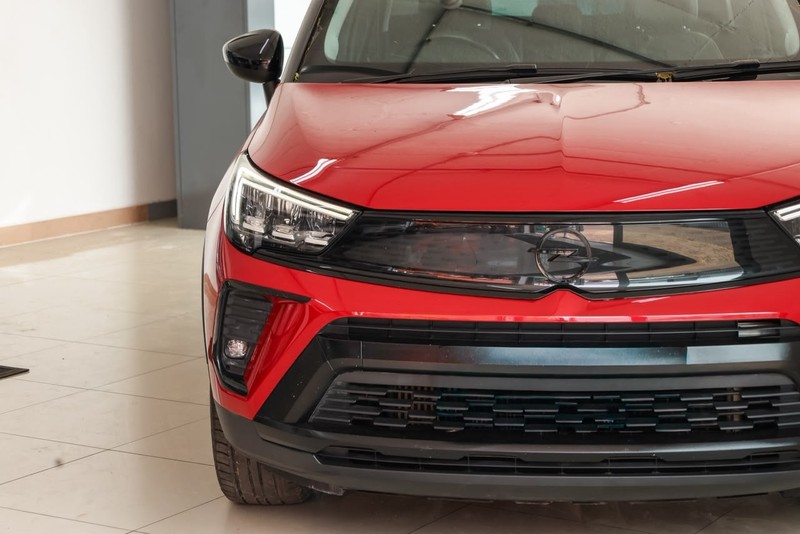 Opel Crossland - OMODA JAECOO Hatfield - Image 6