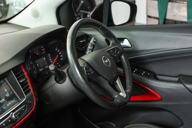 Opel Crossland - OMODA JAECOO Hatfield - Image 11