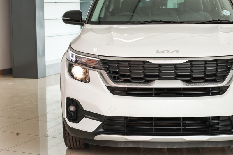 Kia Seltos - OMODA JAECOO Hatfield - Image 4