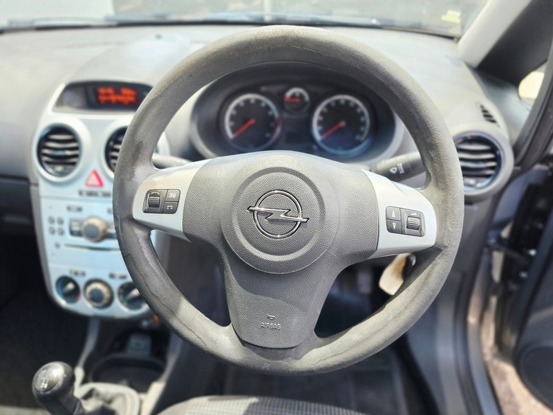 Opel Corsa - Motortoria - Image 14