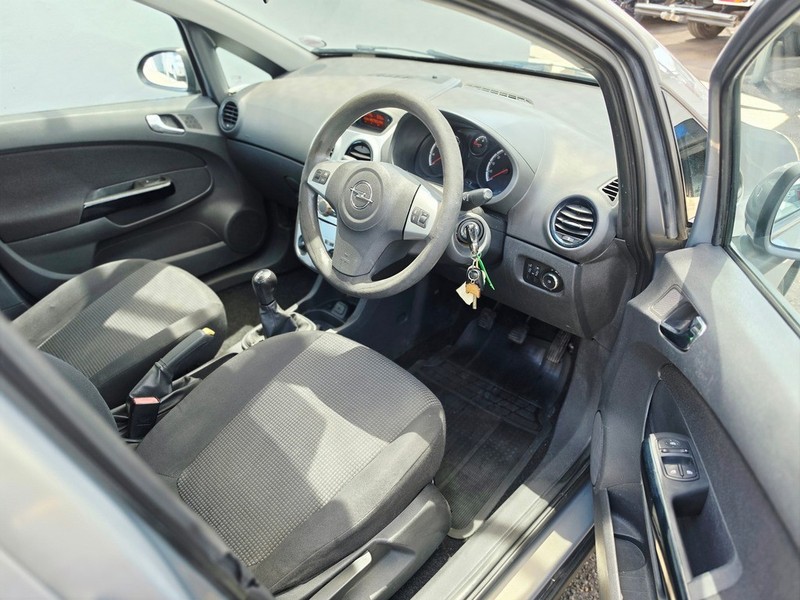 Opel Corsa - Motortoria - Image 12