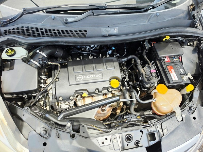 Opel Corsa - Motortoria - Image 17