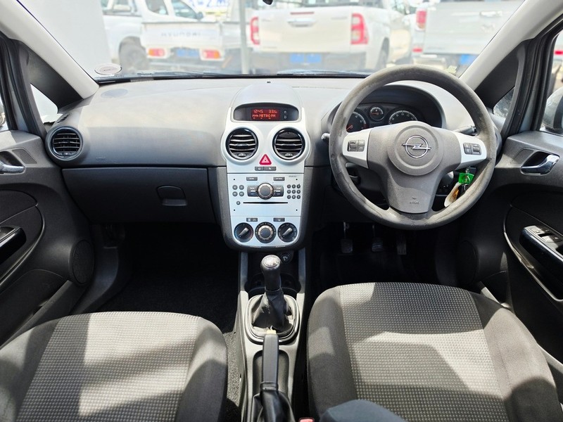 Opel Corsa - Motortoria - Image 11