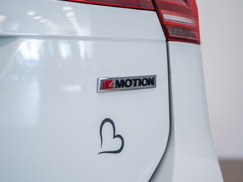 Volkswagen Tiguan Allspace - Chery Waterfall - Image 24
