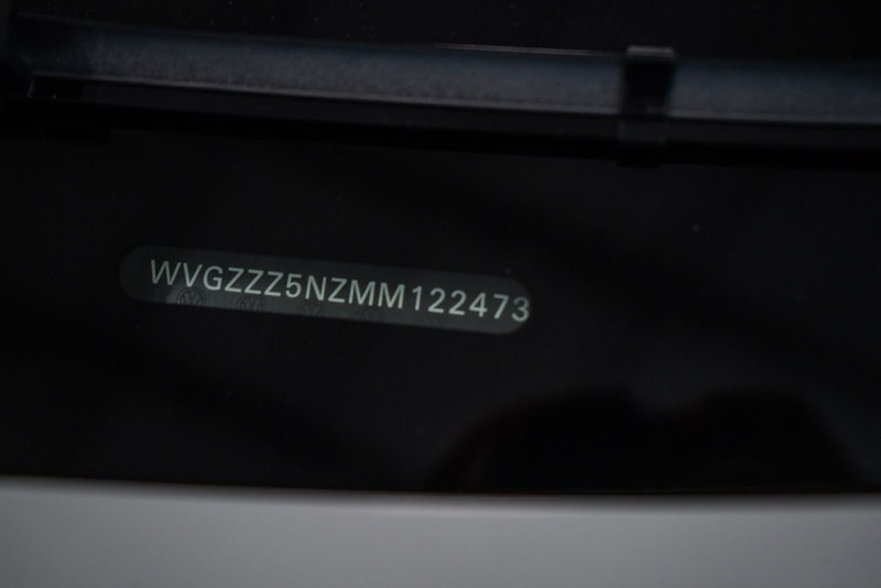 Volkswagen Tiguan Allspace - Chery Waterfall - Image 28