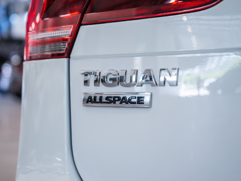 Volkswagen Tiguan Allspace - Chery Waterfall - Image 22