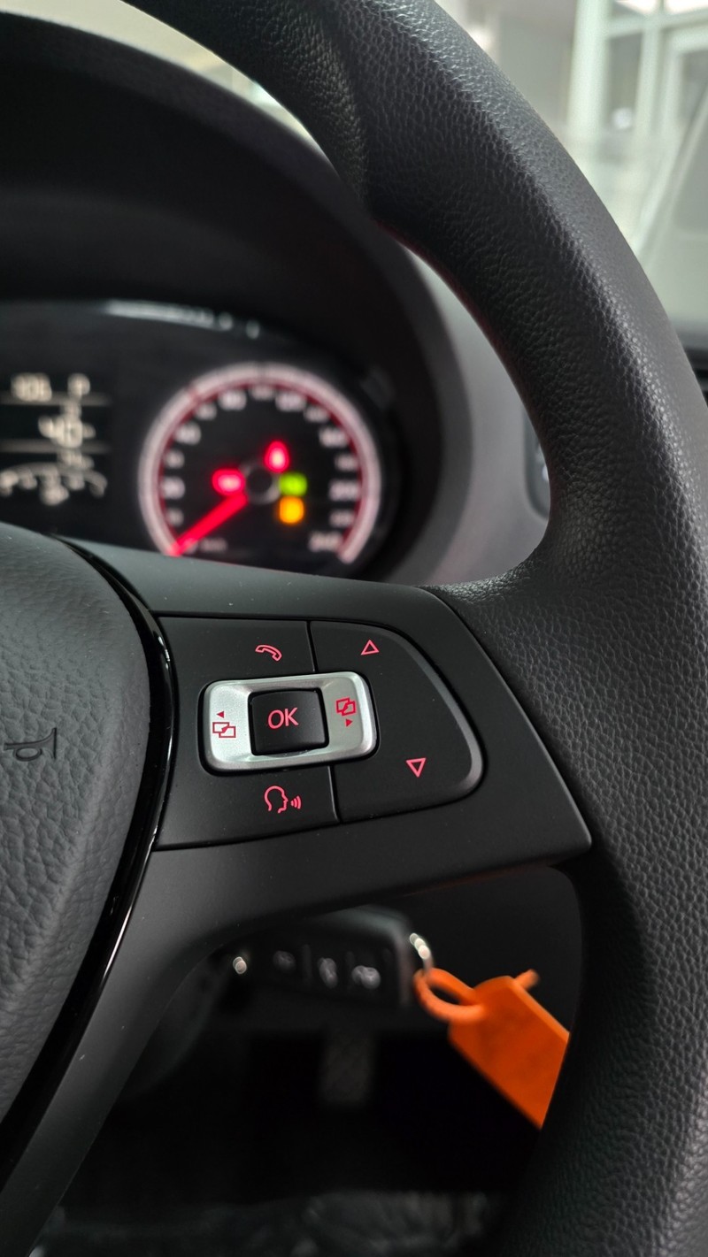 Volkswagen Polo Vivo - Hatfield VW Northcliff - Image 19