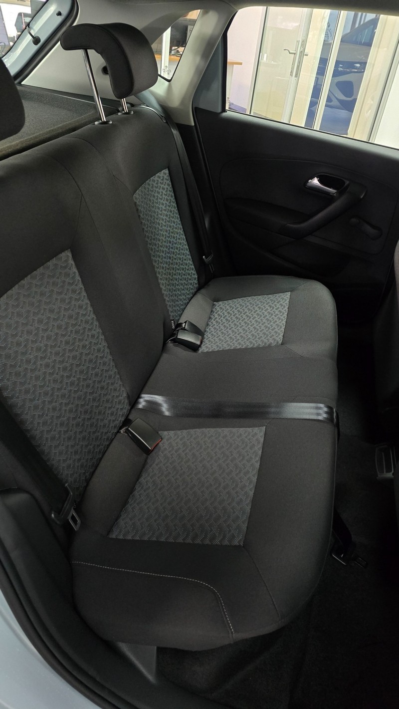 Volkswagen Polo Vivo - Hatfield VW Northcliff - Image 9