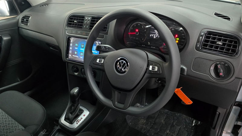 Volkswagen Polo Vivo - Hatfield VW Northcliff - Image 13