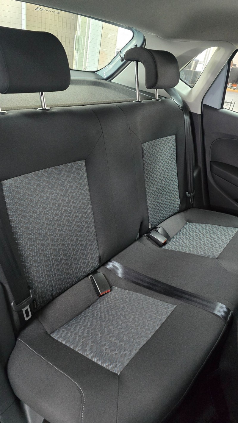 Volkswagen Polo Vivo - Hatfield VW Northcliff - Image 10