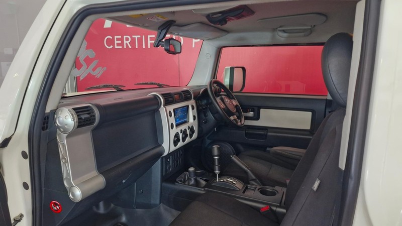 Toyota FJ Cruiser - Vaal Toyota Sasolburg - Image 6