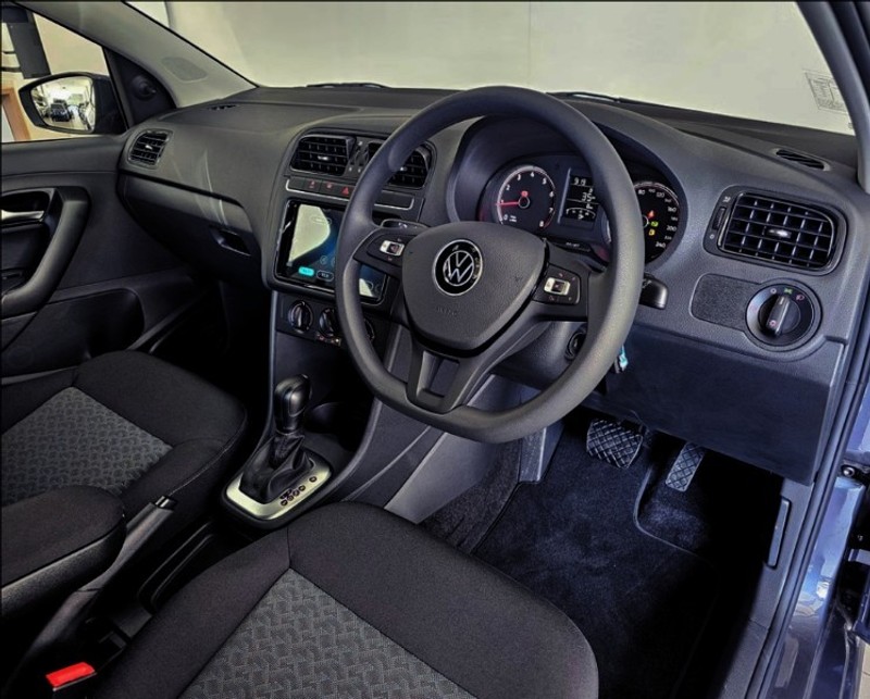 Volkswagen Polo Vivo - Hatfield VW Northcliff - Image 2