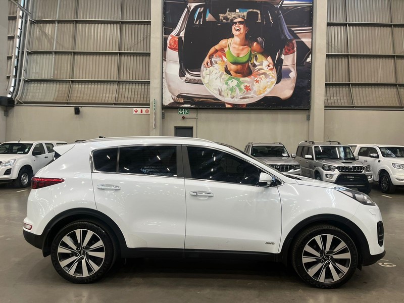 Kia Sportage - Weelee - Image 2