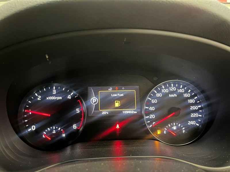 Kia Sportage - Weelee - Image 11